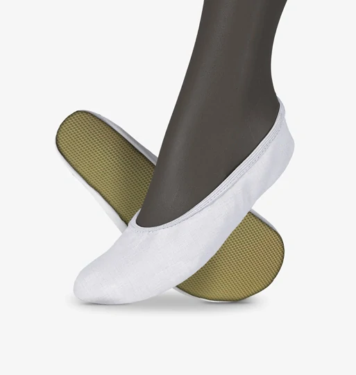 Cvičky gymnastické barefoot DREAM GYM textilní WINS 47 bílá