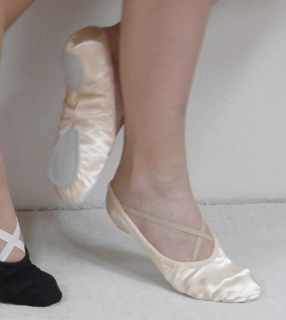 Piškoty baletní SOTES textilní WINS 26 saténová růžová