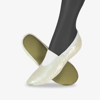 Cvičky gymnastické CLASSIC GYM kožené lesklé WINS 38,5 béžová perleť