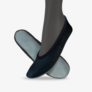 Cvičky taneční BASIC DANCE syntetické WINS 24 černá