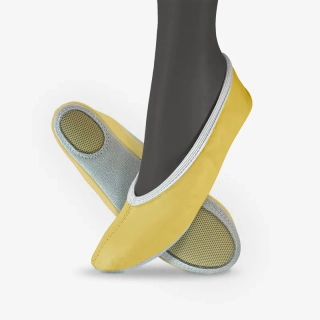 Cvičky univerzální BASIC UNI kožené matné WINS 25 žlutá