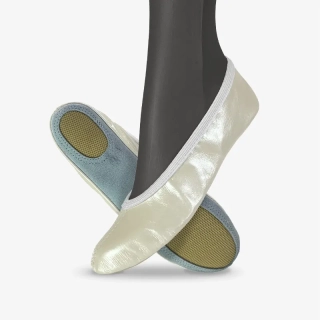 Cvičky univerzální BASIC UNI kožené lesklé WINS 22 béžová perleť