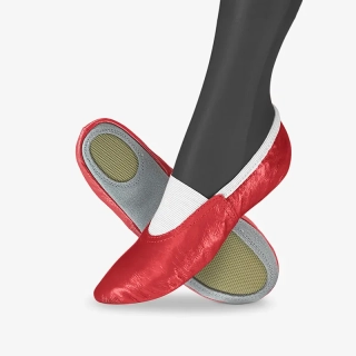 Cvičky univerzální CLASSIC UNI kožené lesklé WINS 24 červená