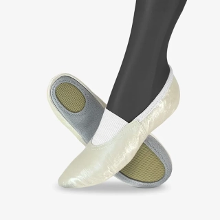 Cvičky univerzální CLASSIC UNI kožené lesklé WINS 22 béžová perleť